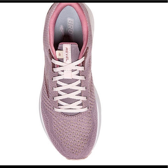 BROOKS WOMENS REVEL 4 RUNNING SHOE - BLUSH - Picture 3 of 4